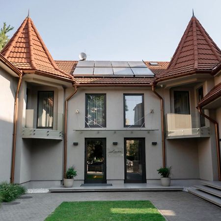 Hotel Laudon Uzhhorod Luaran gambar